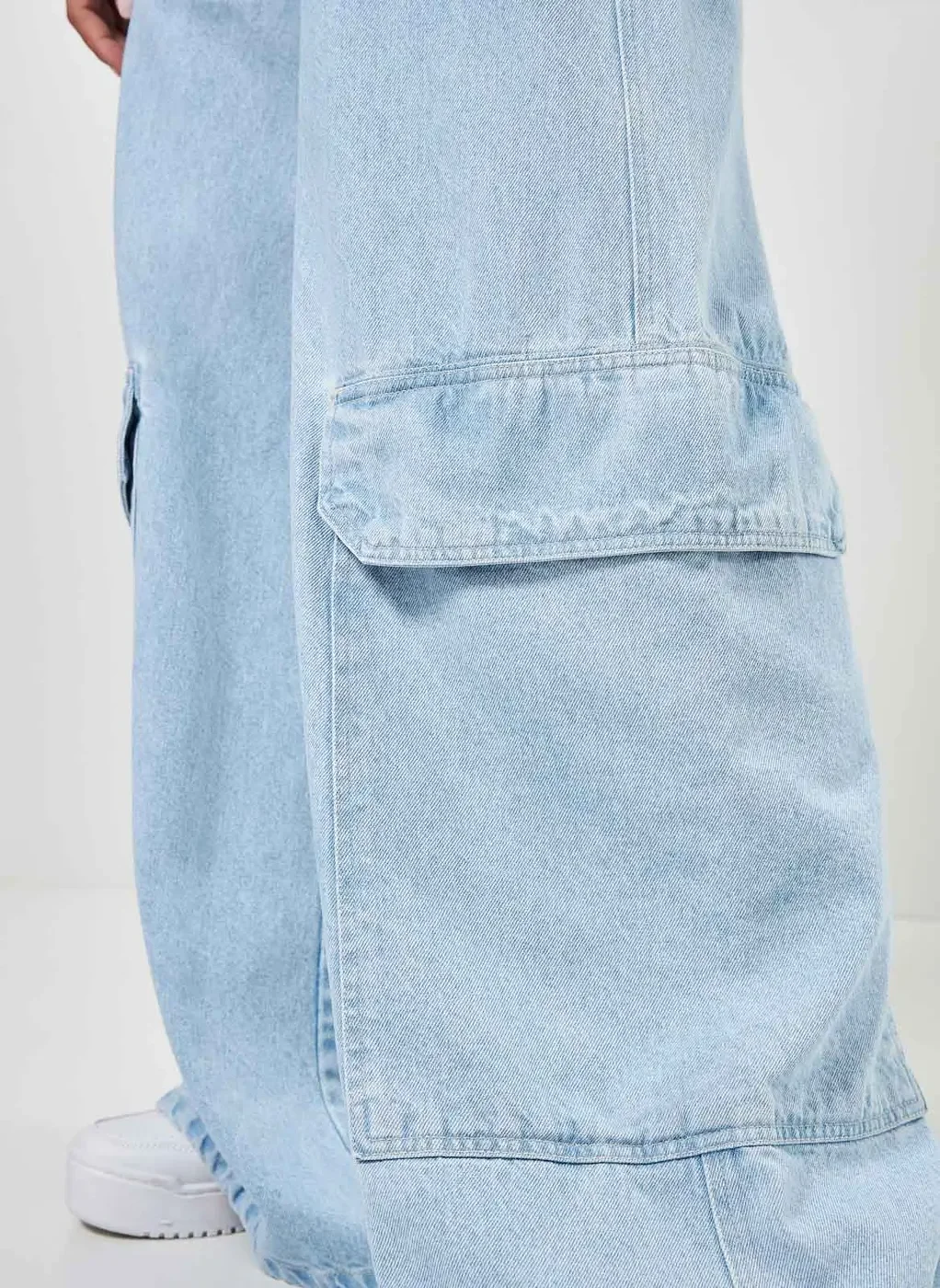 Calça Jeans Clara Wide Leg Cargo