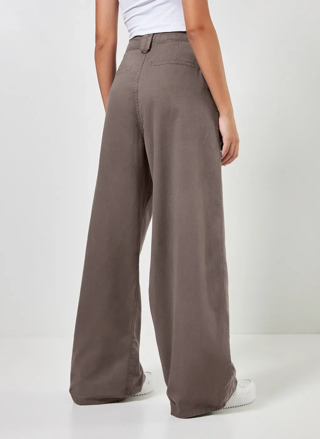 Calça Wide Leg Em Sarja Cinza