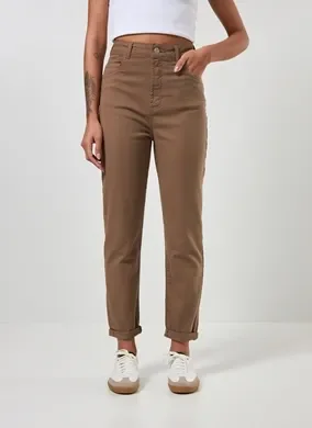 Calça Mom De Sarja Com Elastano