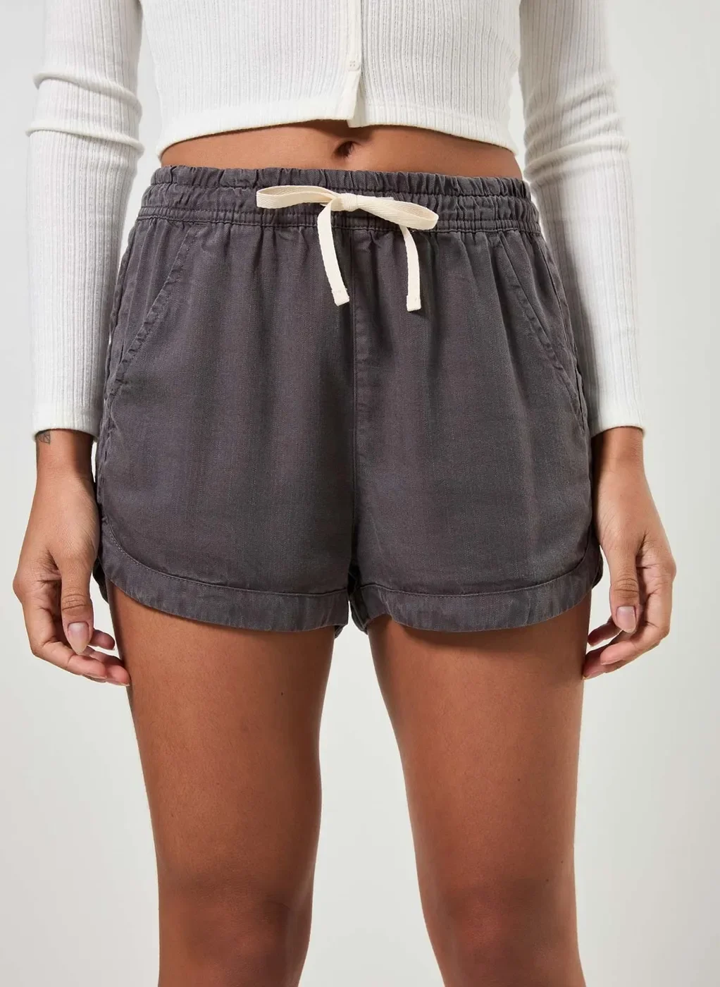 Short Em Sarja Com Elástico