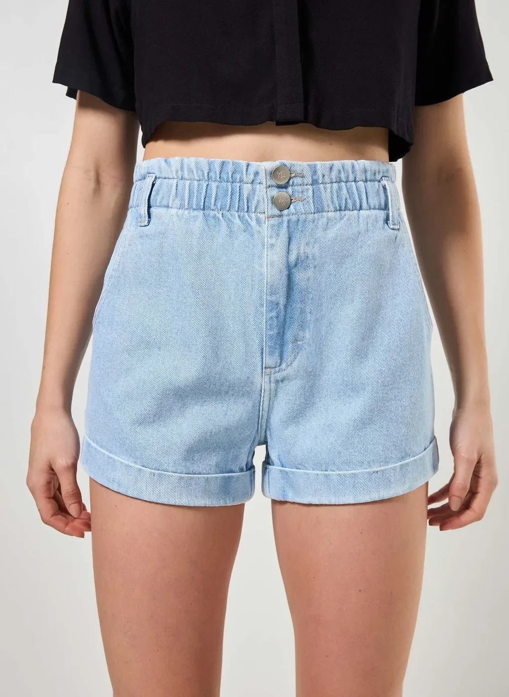 Short Jeans Com Elástico E Barra Dobrada