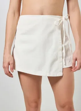 Short Saia Transpassado Em Sarja