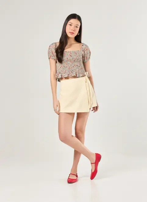 Short Saia Transpassado Em Sarja