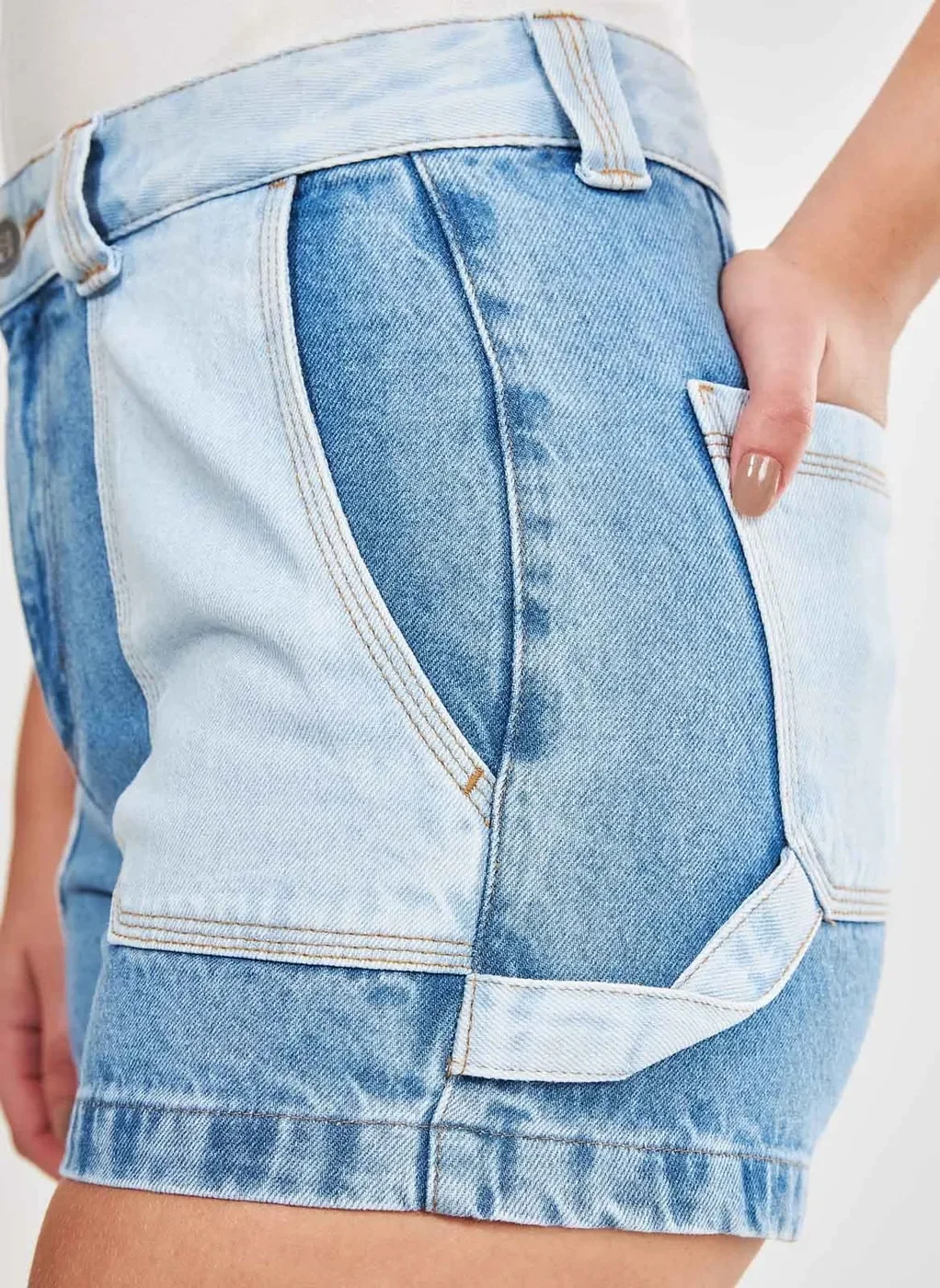 Short Mom Jeans Patchwork De Cintura Alta