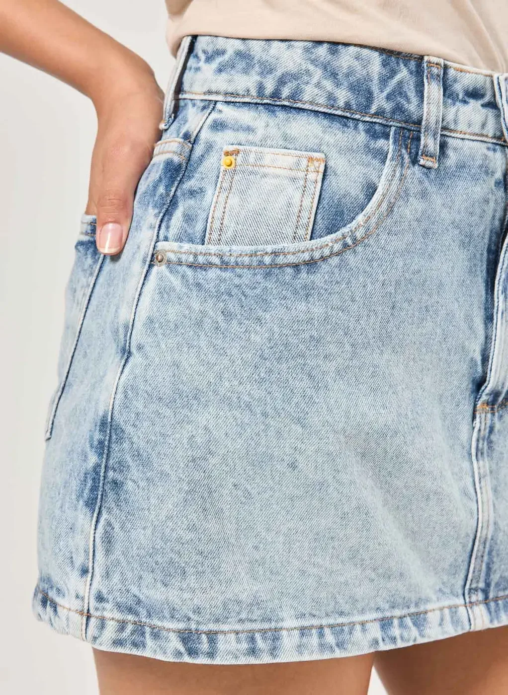 Short Saia Jeans Cintura Alta