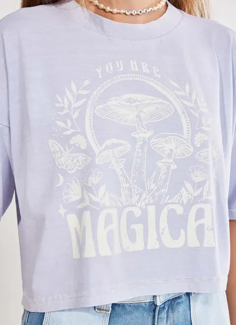 Camiseta Cropped Tom Pastel Magical