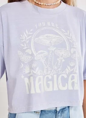Camiseta Cropped Tom Pastel Magical