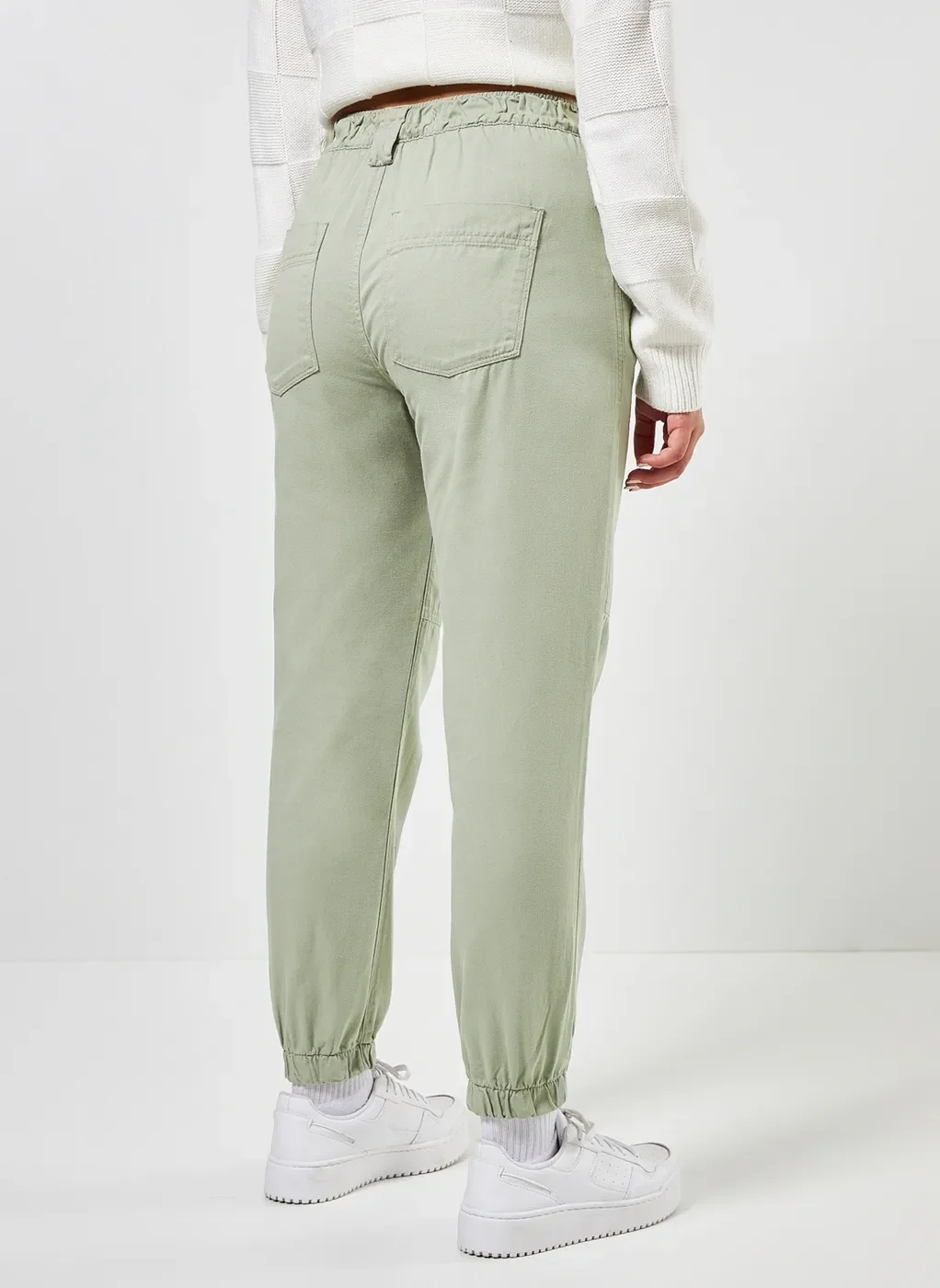 Calça Jogger Em Sarja Verde Seco