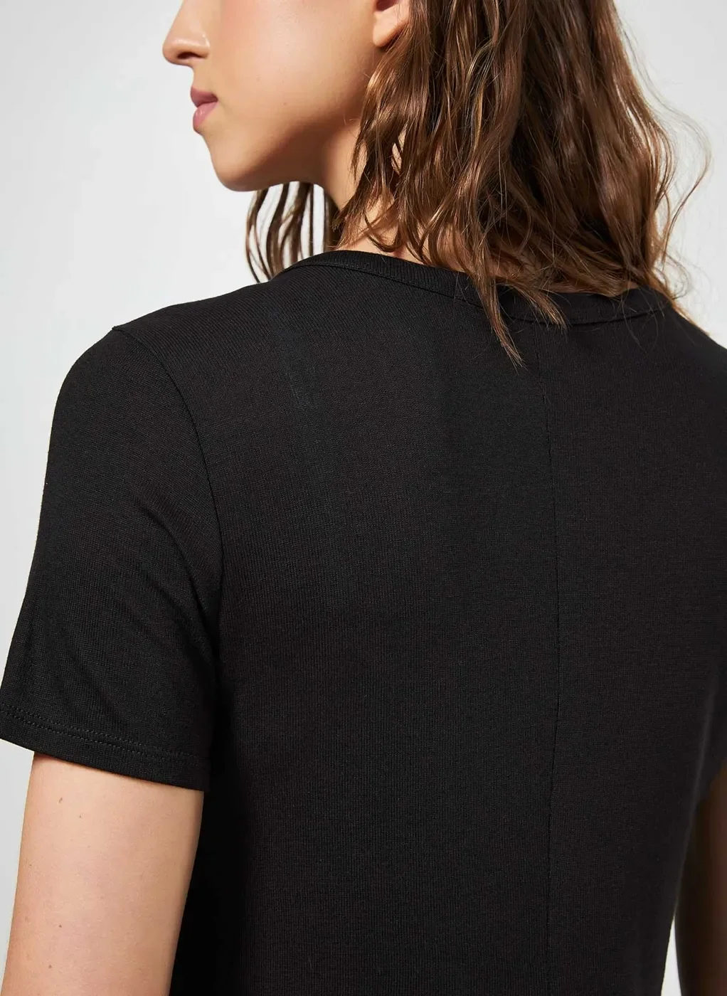 Blusa Básica Em Malha De Viscose