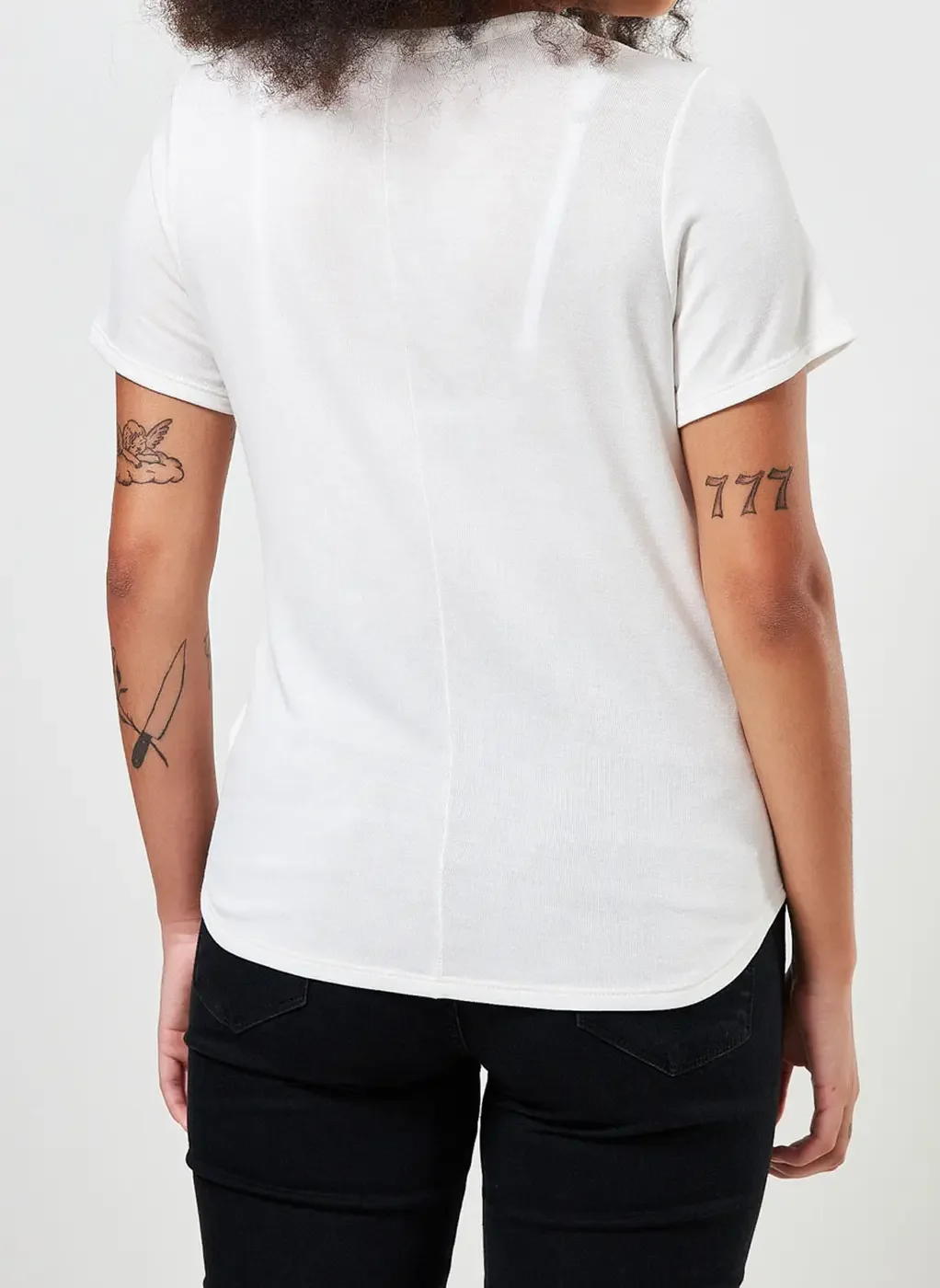 Blusa Básica Em Malha De Viscose