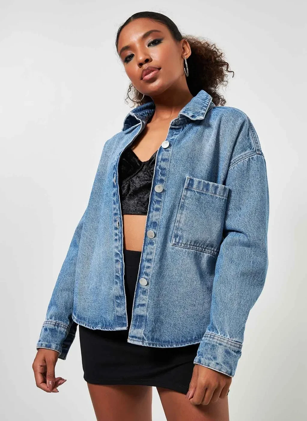 Camisa Overshirt Jeans Com Bolso