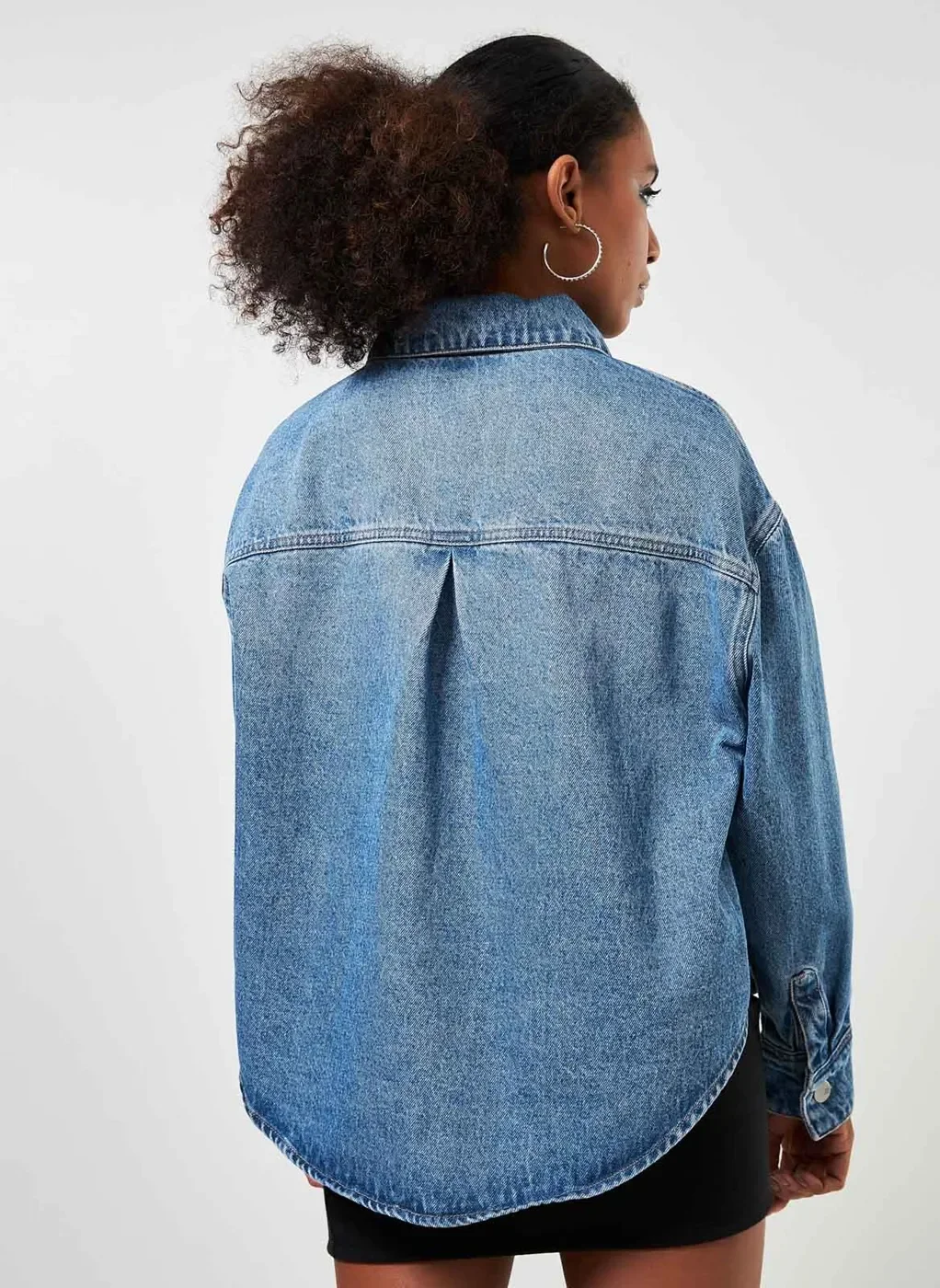 Camisa Overshirt Jeans Com Bolso