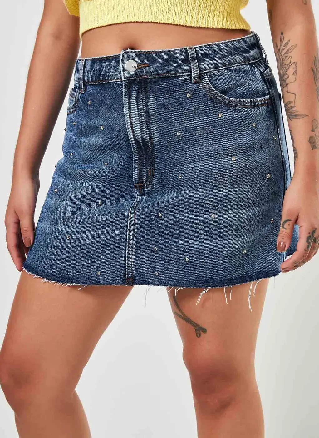 Saia Jeans Escura Com Spikes