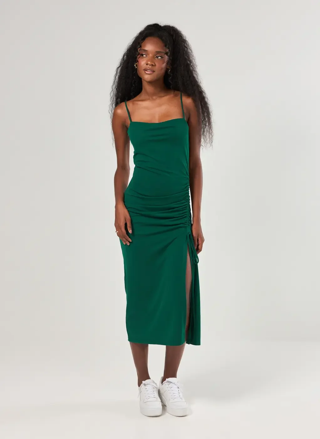 Vestido Midi Com Fenda E Franzido