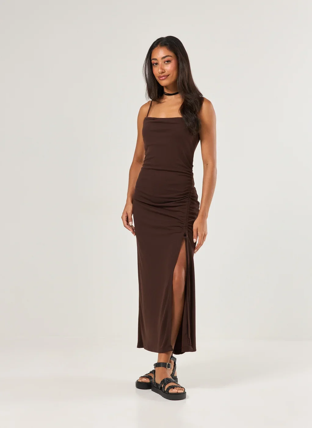 Vestido Midi Com Fenda E Franzido