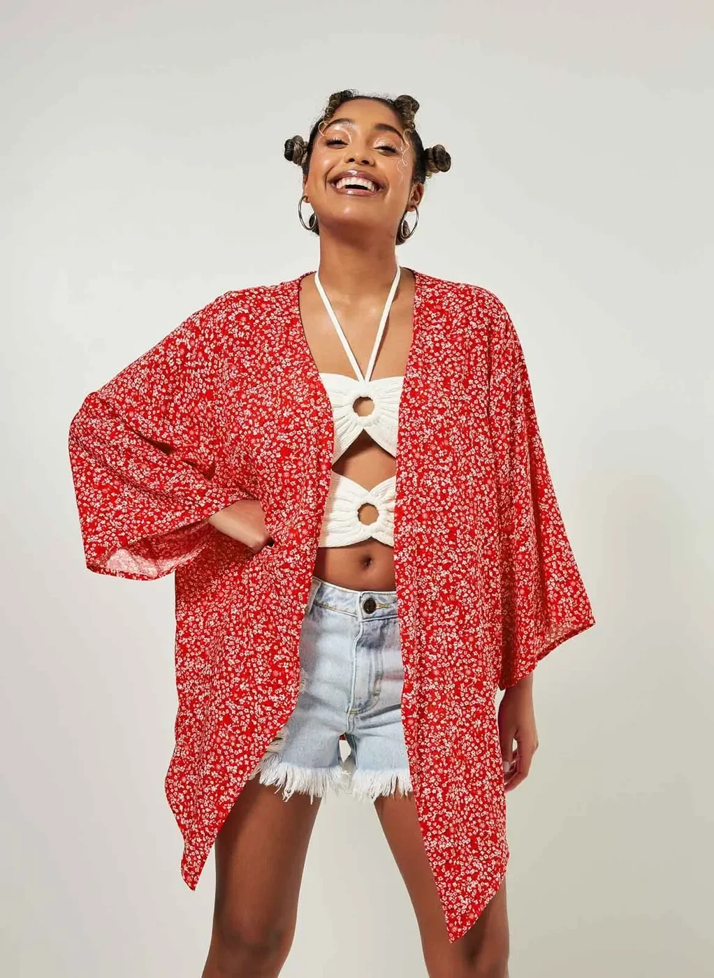 Kimono Vermelho Com Florzinhas
