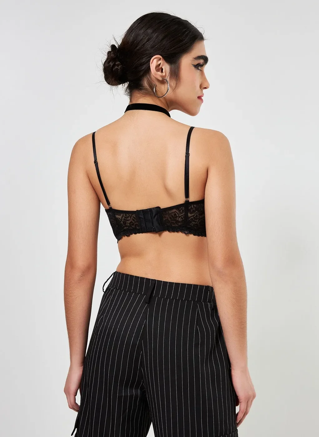 Sutiã Em Veludo Com Renda