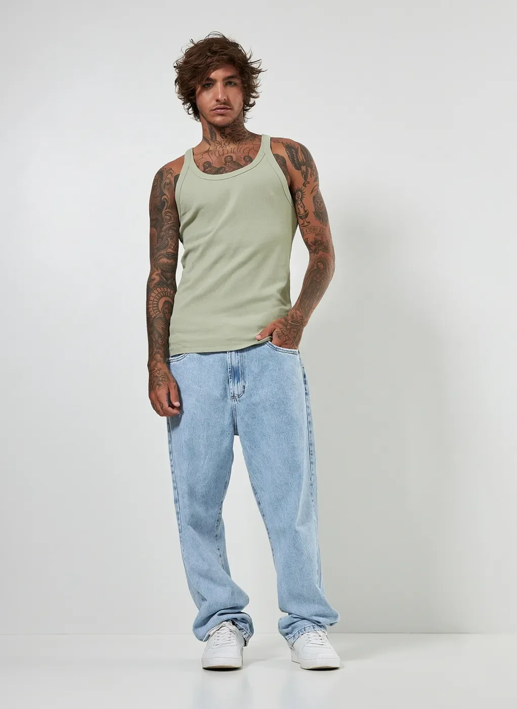 Regata Slim Em Ribana Alças Finas