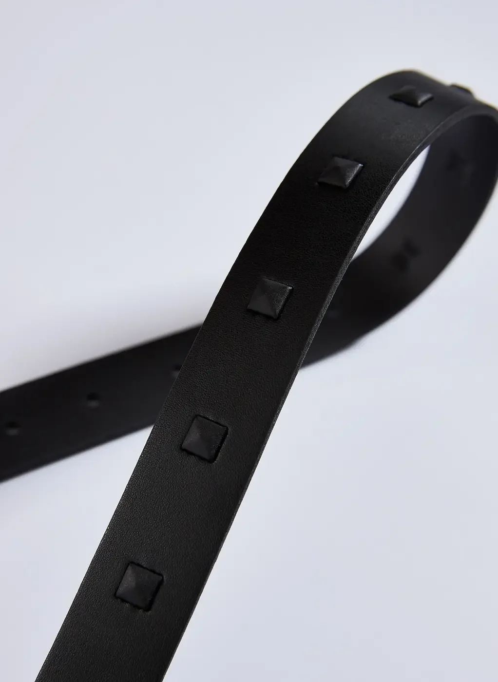 Cinto Preto Com Tachas Foscas