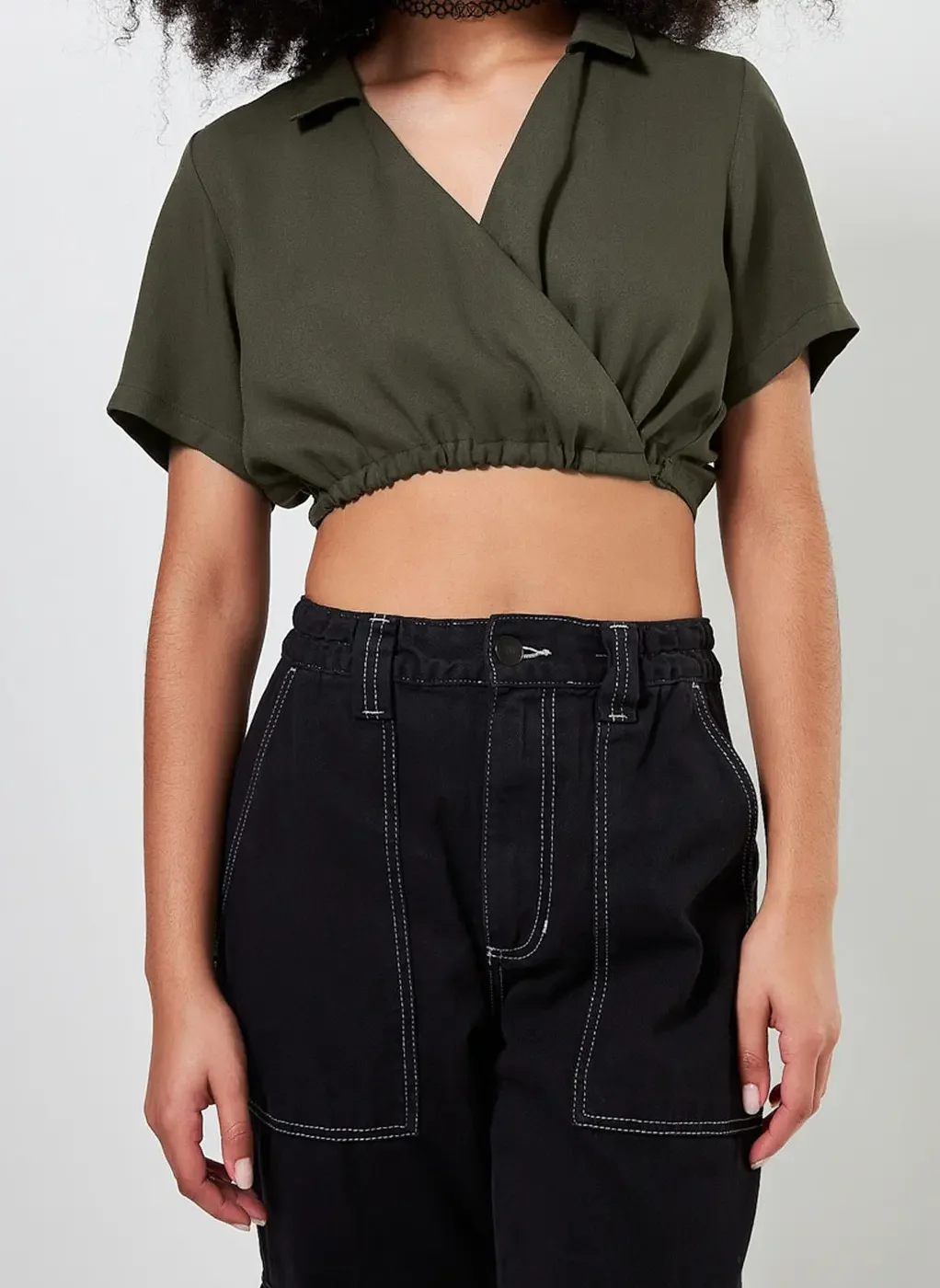 Camisa Cropped Transpassada