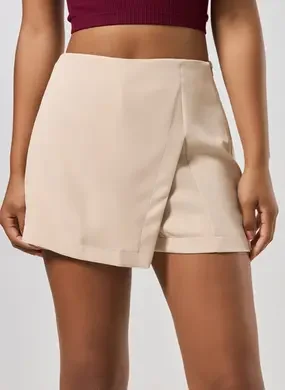 Short Saia De Alfaiataria Com Fenda