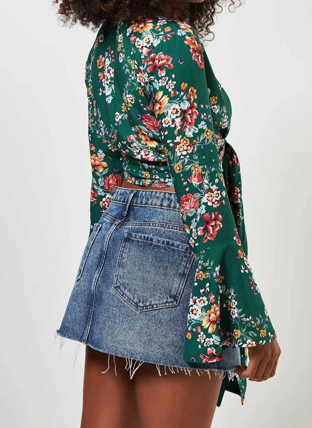 Blusa Com Amarração Verde Floral