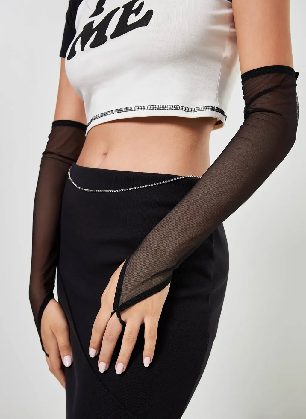 Luva Comprida Em Tule