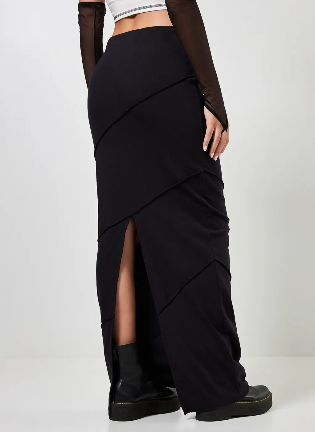 Saia Longa Preta Justa