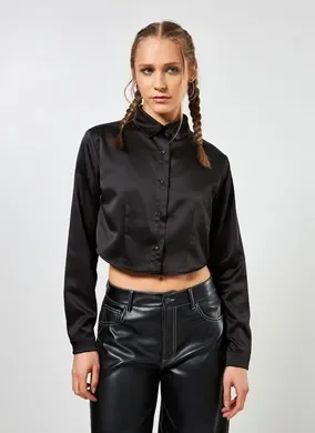 Camisa Cropped Acetinada