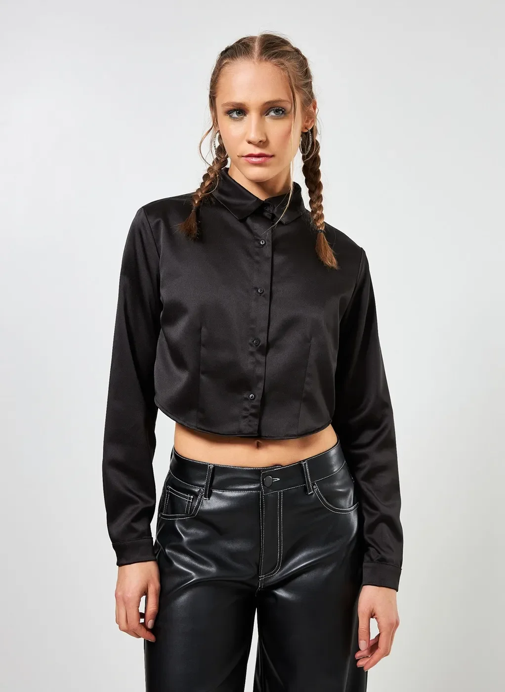 Camisa Cropped Acetinada