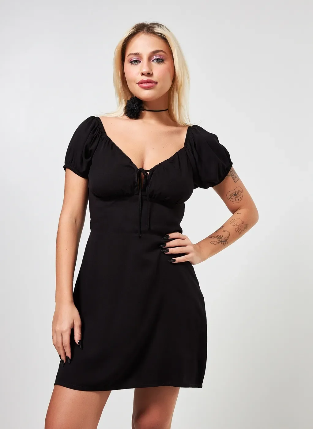 Vestido Macaquinho Romântico Preto