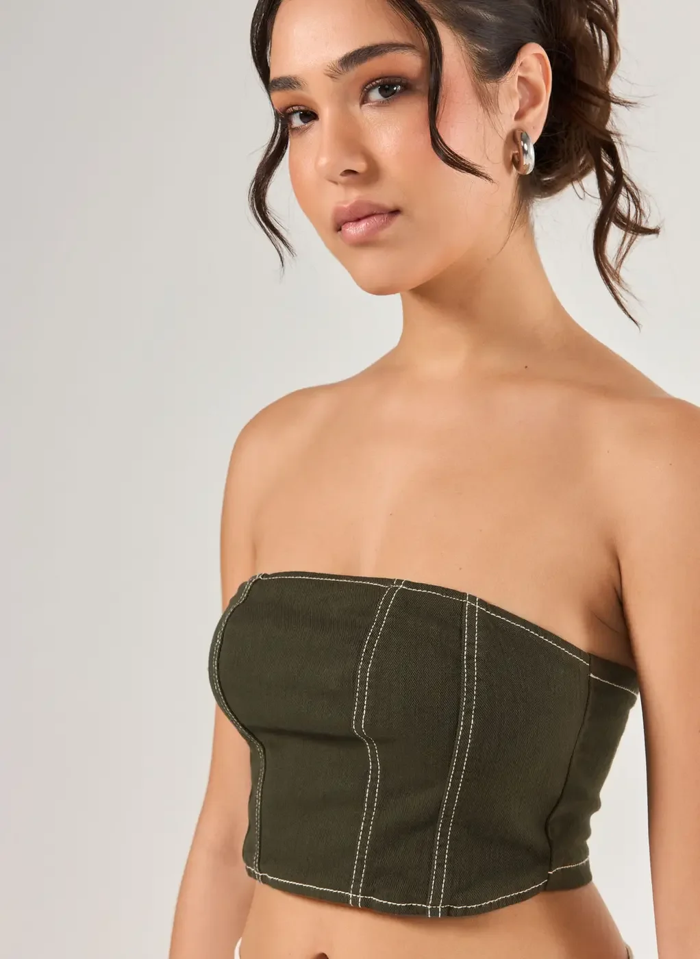 Cropped Em Sarja Sem Alça