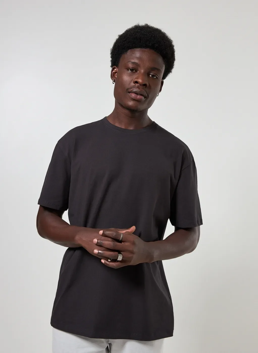 Camiseta Básica Modelagem Box