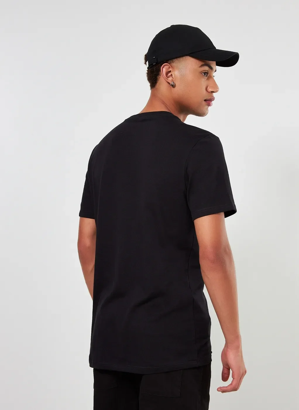 Camiseta Preta Com Escrito Branco