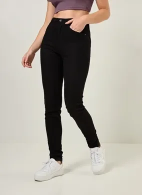 Calça Skinny Em Sarja Preta