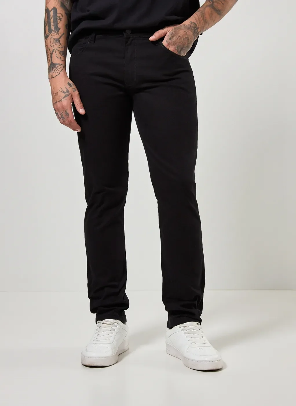 Calça Skinny De Sarja Preta