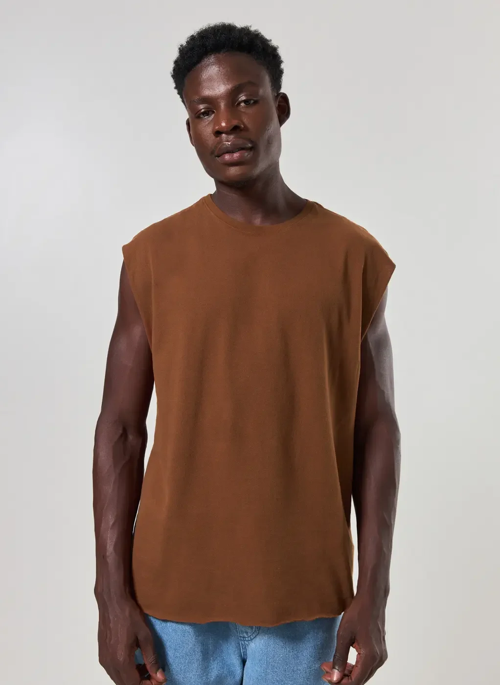 Regata Em Malha Cortada A Fio