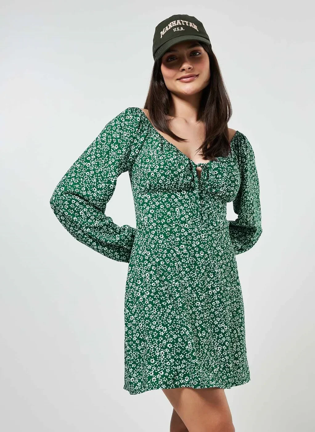 Vestido Macaquinho Verde Florido