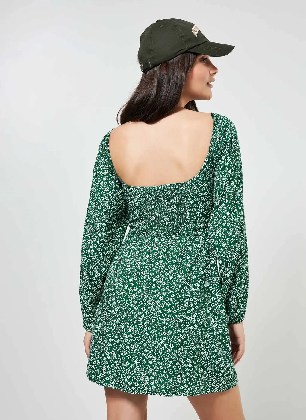 Vestido Macaquinho Verde Florido