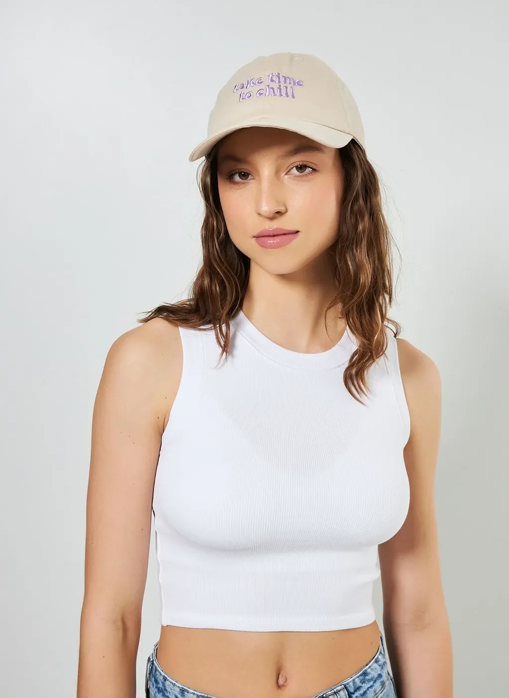 Boné Com Bordado Lilás