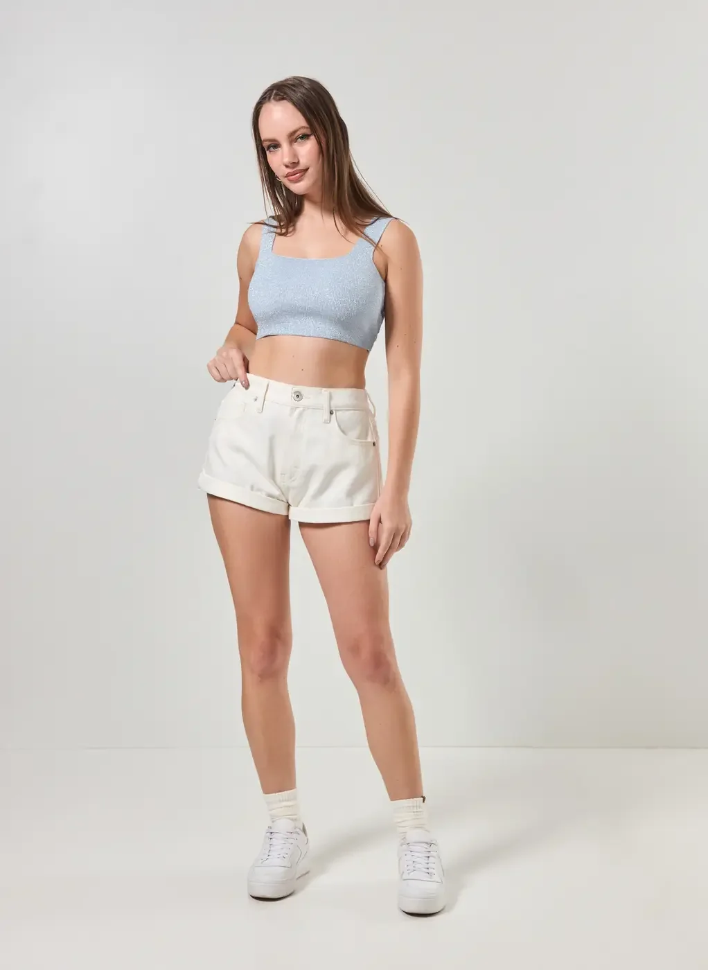 Cropped De Tricô Com Brilho E Amarração