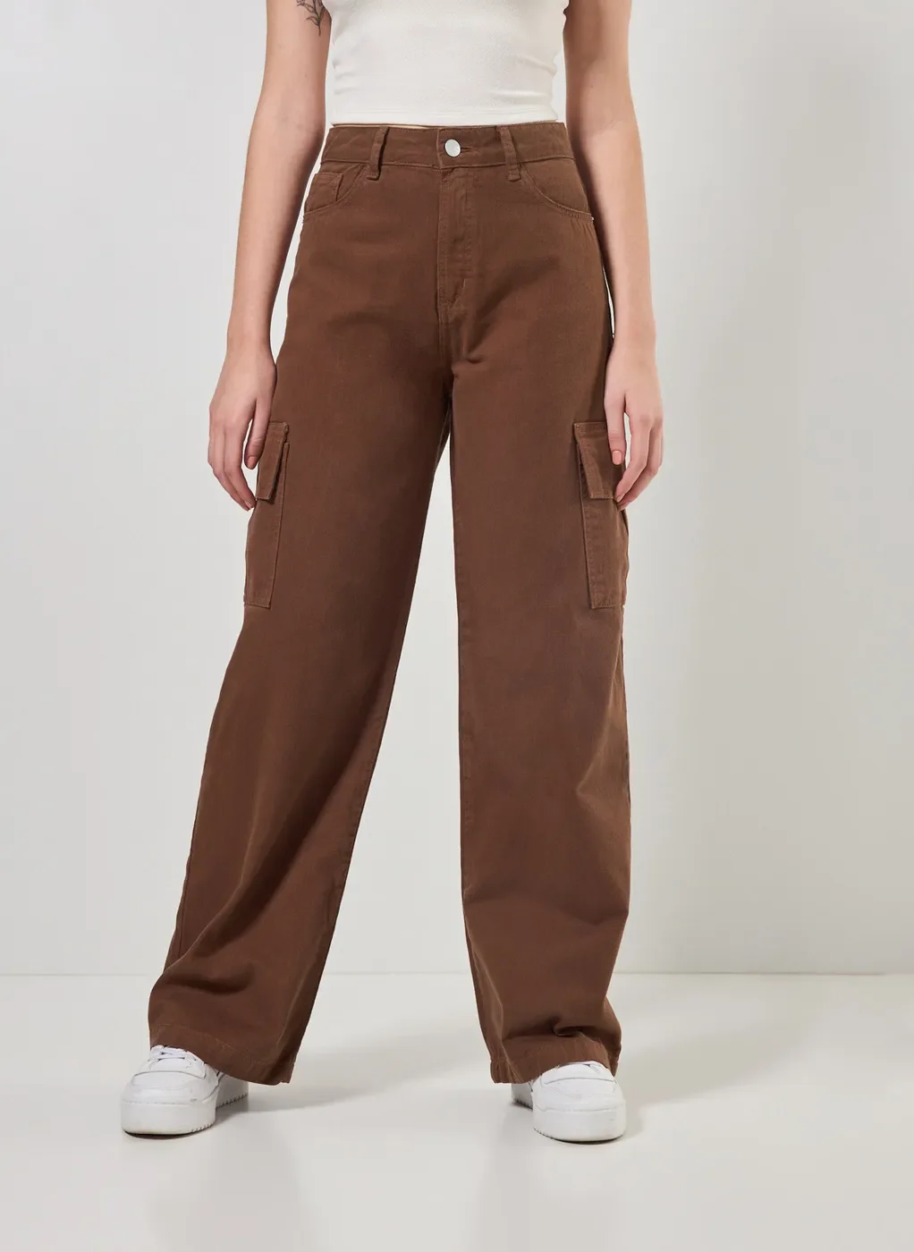 Calça Wide Leg Sarja Cargo