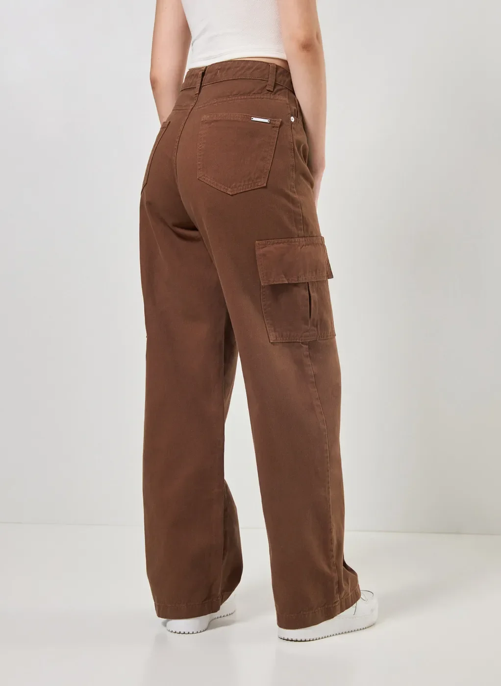 Calça Wide Leg Sarja Cargo