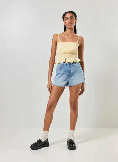 Short Mom Jeans Barra Cortada