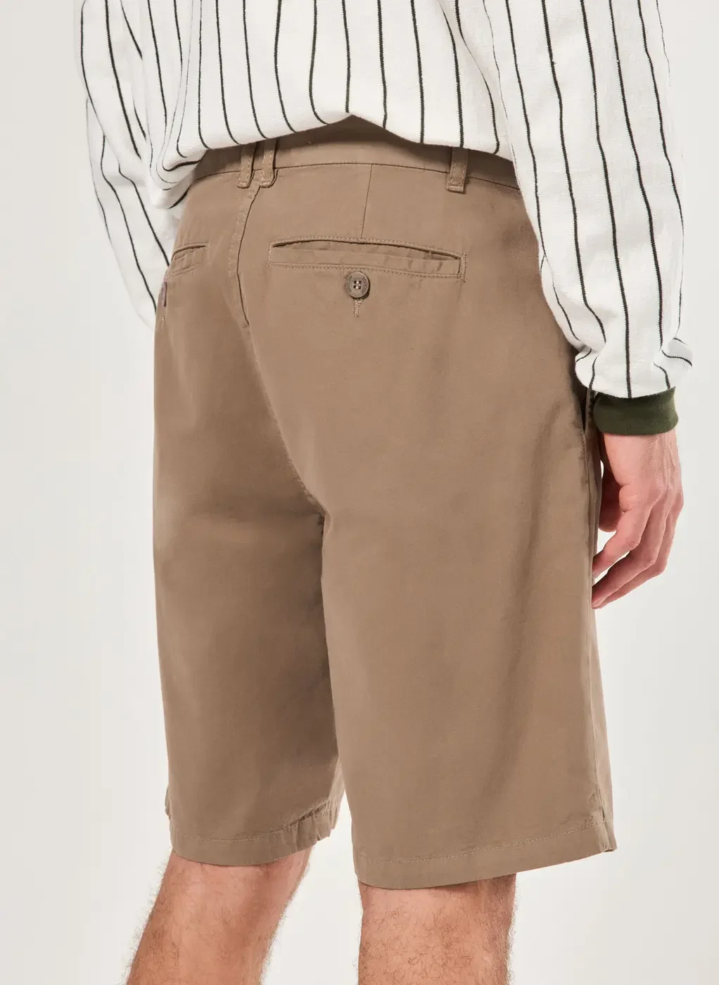 Bermuda Em Sarja Lisa