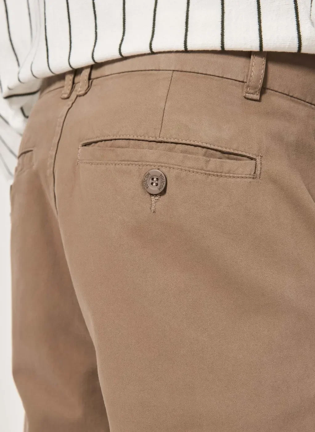 Bermuda Em Sarja Lisa