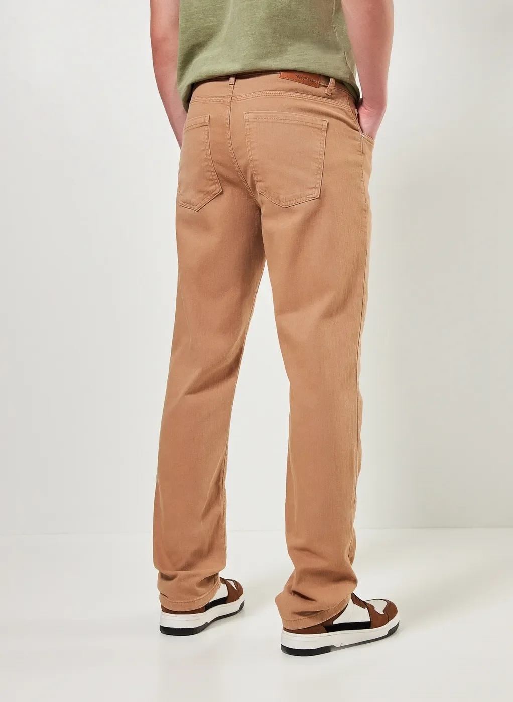 Calça Slim Em Sarja Caqui