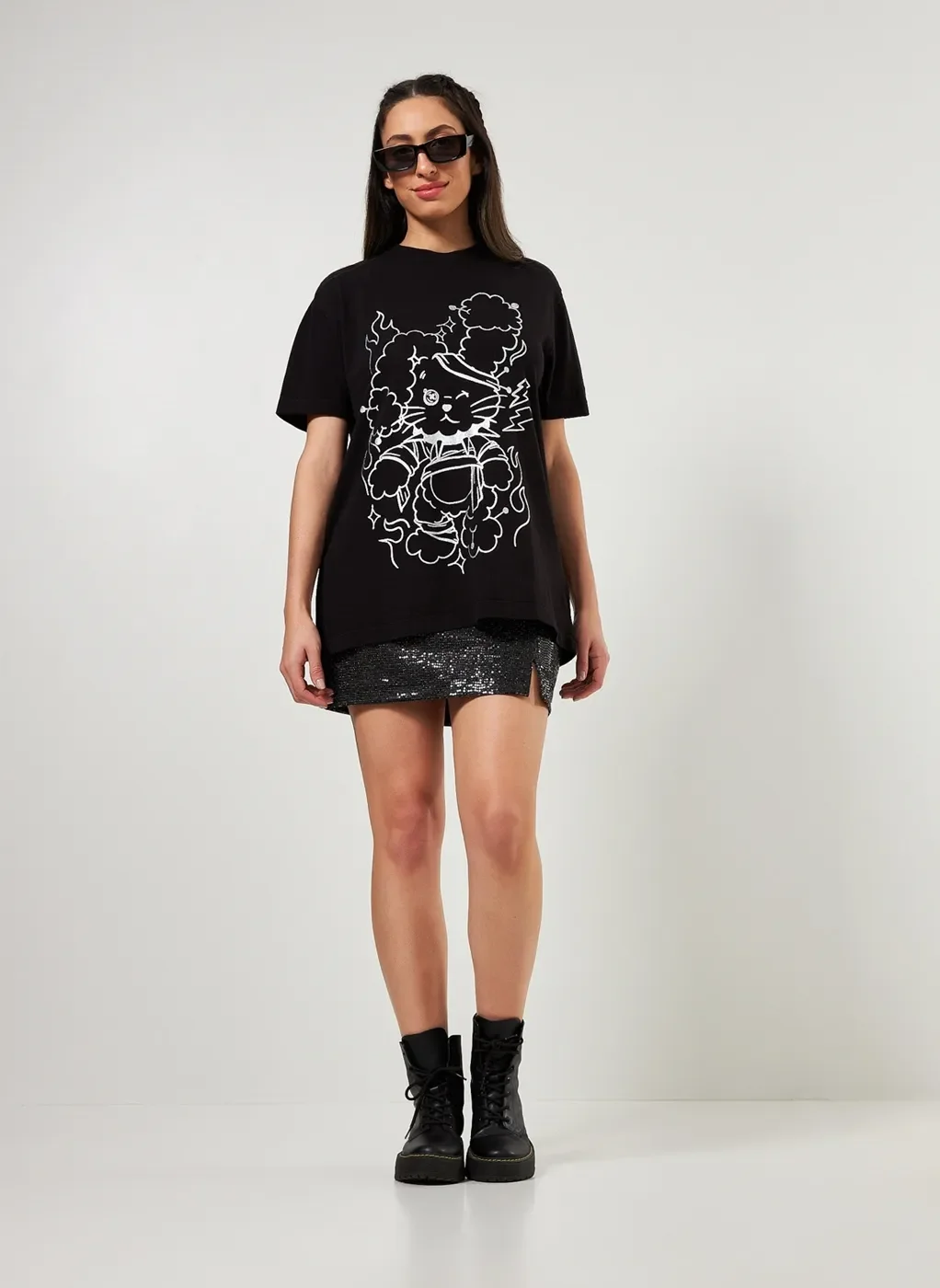 Camiseta Super Oversized Estampa Prateada