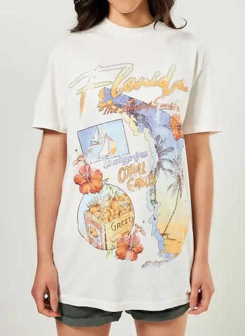 Camiseta Super Oversized Estonada Praia