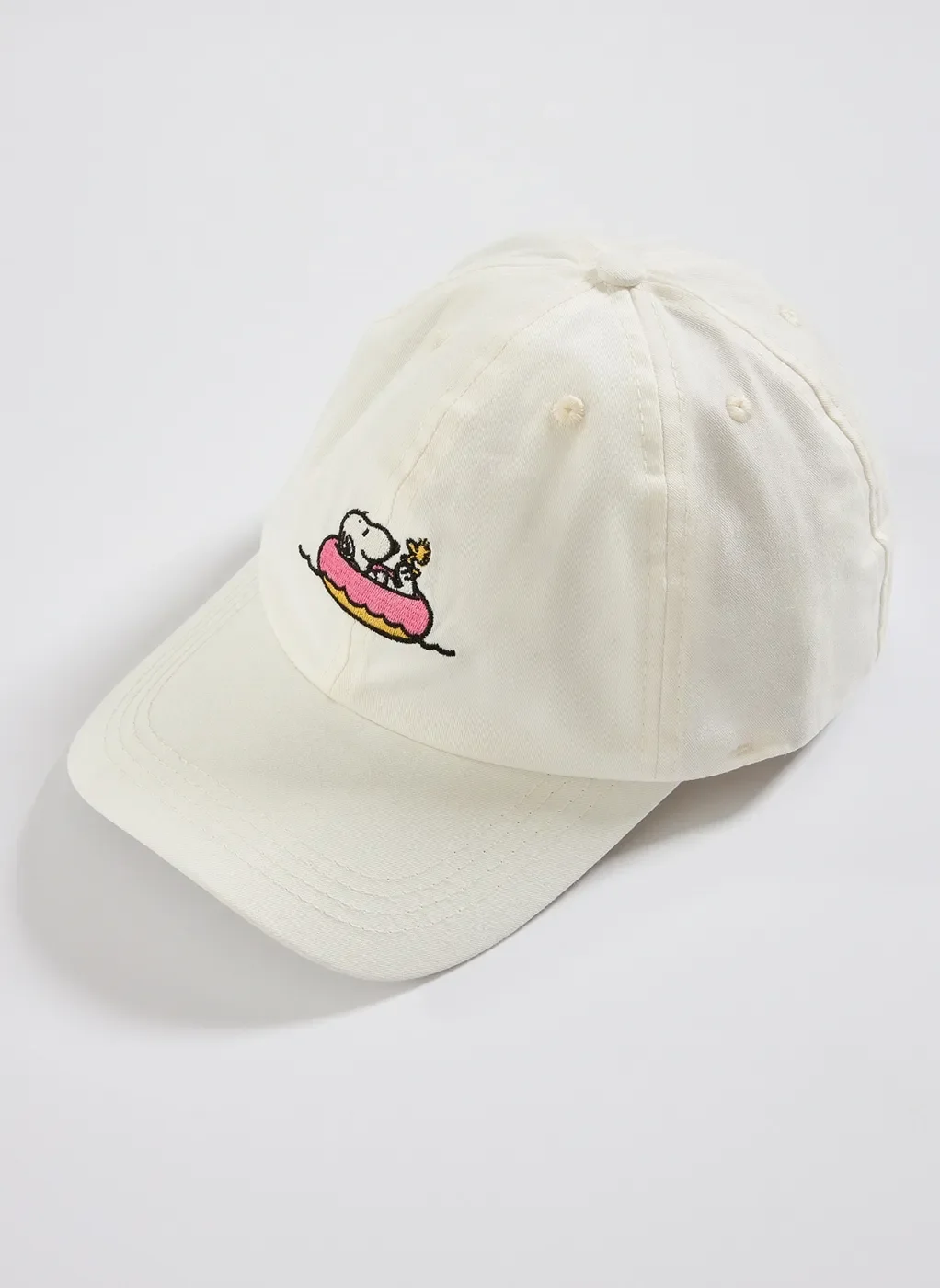 Boné Off-White Snoopy Bordado